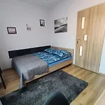 ,dom Caloroczny Aga アパート