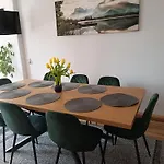 ,dom Caloroczny Aga アパート *