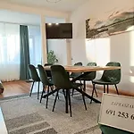 ,dom Caloroczny Aga Apartamento *
