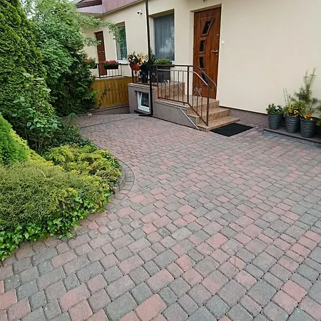 ,dom Caloroczny Aga Apartman *